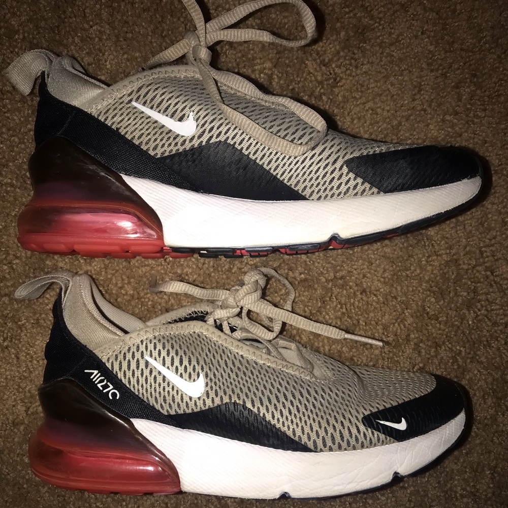 Kids Nike Air Max 270 Bone/Black/Lava Size: 2